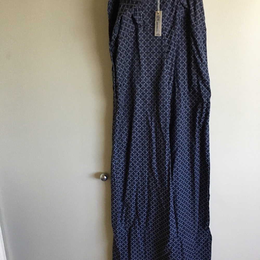 Jumpsuit - Picture 5 of 8